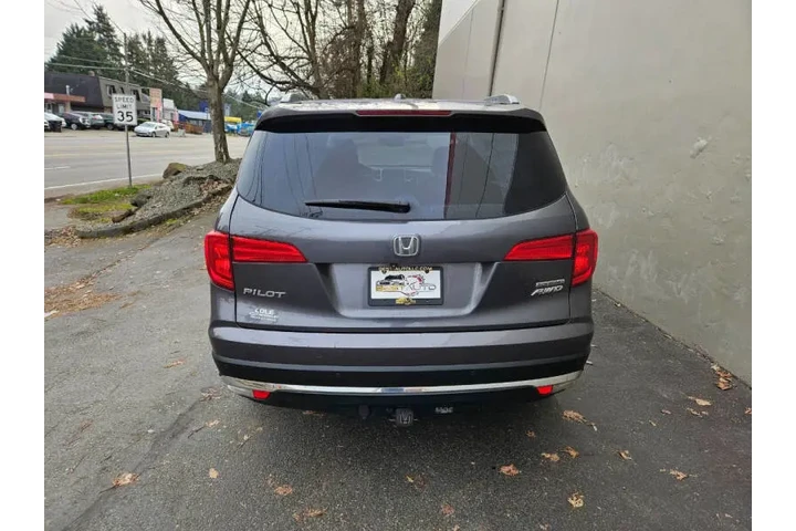 $12999 : 2016 Pilot Touring image 6