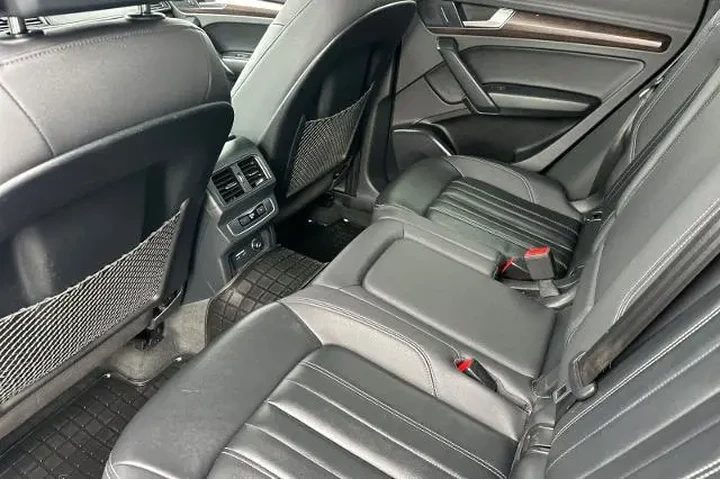 $25995 : Audi Q5 2023 AWD quattro S l image 4