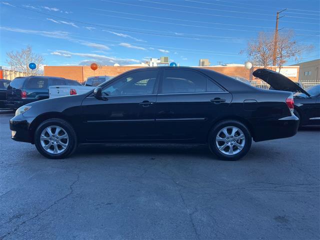 $7888 : 2005 Camry XLE V6, TRIED AND image 2
