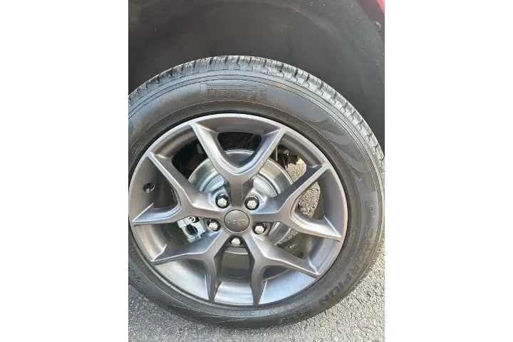 $28988 : Jeep Grand Cherokee 2021 4x4 image 7