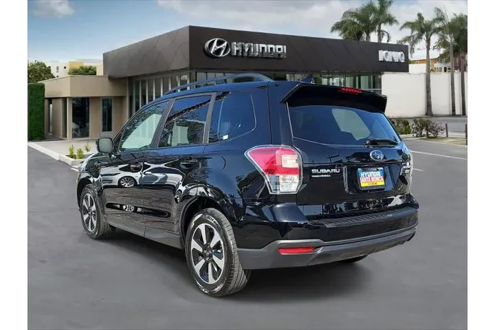 $14494 : Subaru Forester 2017 AWD 2.5 image 5