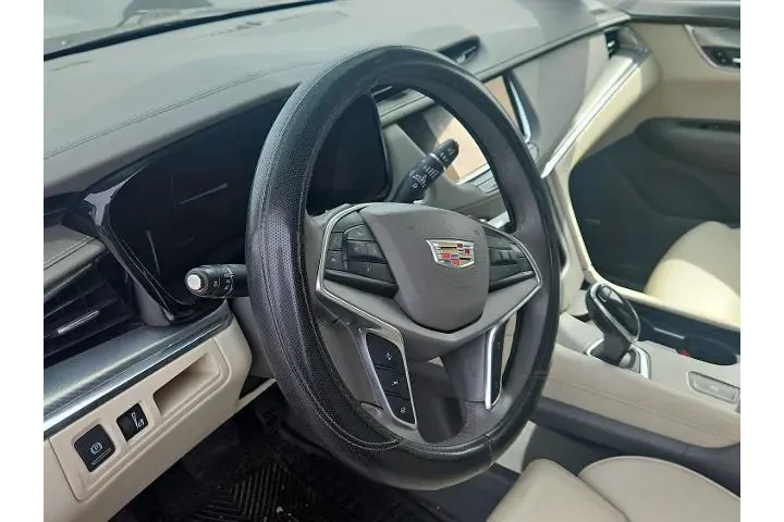 $15000 : Cadillac XT5 2017 Luxury 4dr image 2