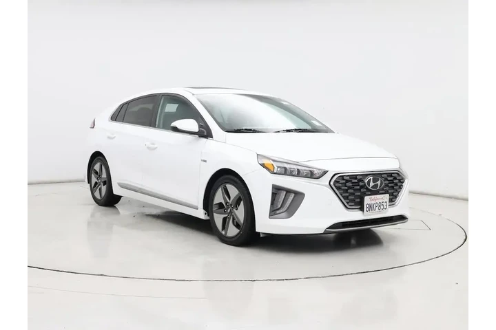 $19998 : Hyundai IONIQ Hybrid 2020 SE image 1