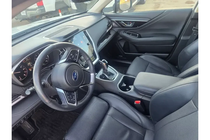 $33997 : Subaru Outback 2024 AWD Limi image 7