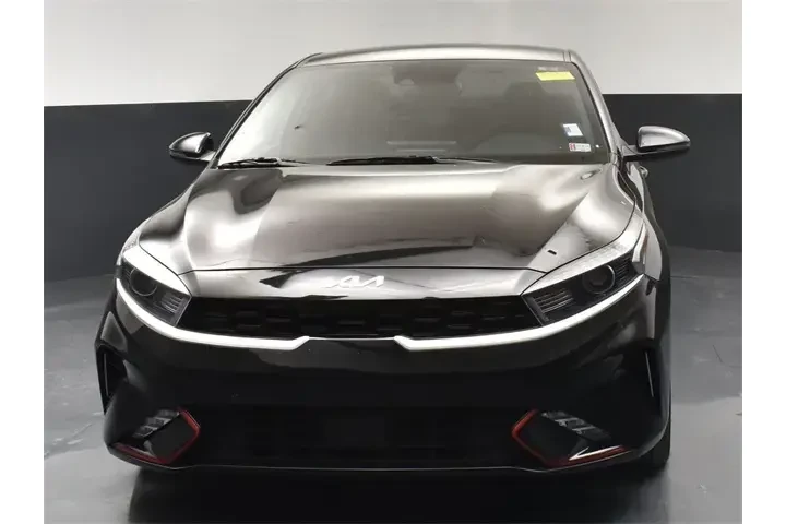 $18350 : Kia Forte 2023 GT-Line 4dr S image 2