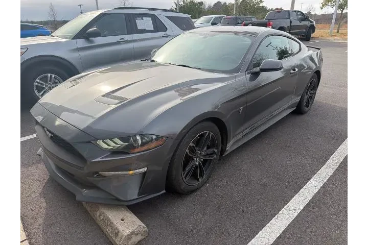 $16897 : Ford Mustang 2020 EcoBoost 2 image 2