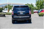 $30033 : GMC Yukon 2019 4x4 Denali 4d thumbnail