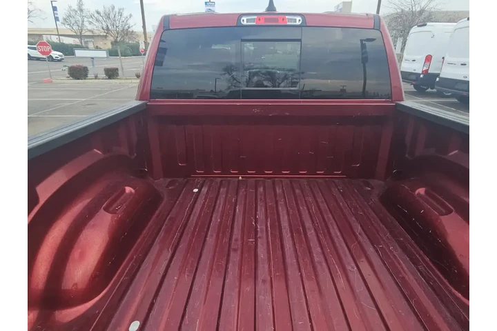 $30000 : Ram 1500 2019 4x4 Laramie 4d image 9