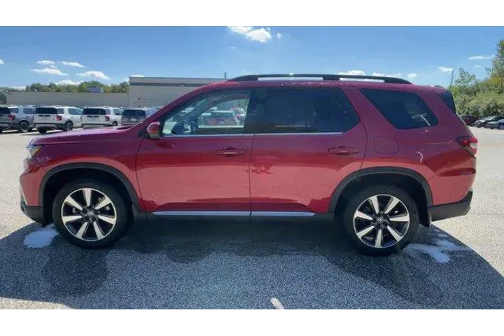 $48914 : Honda Pilot 2025 AWD Touring image 5