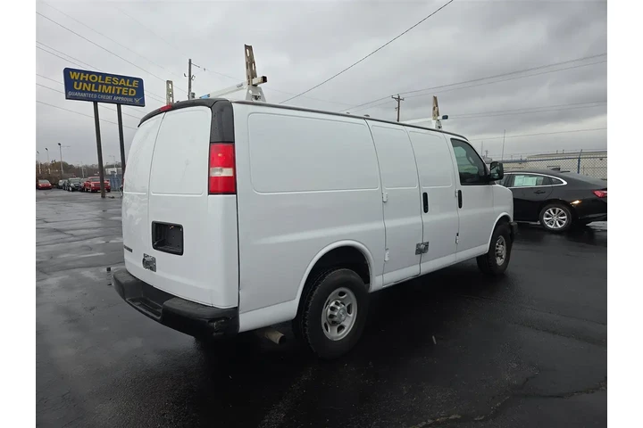 $16995 : 2017 Express 2500 Cargo image 5