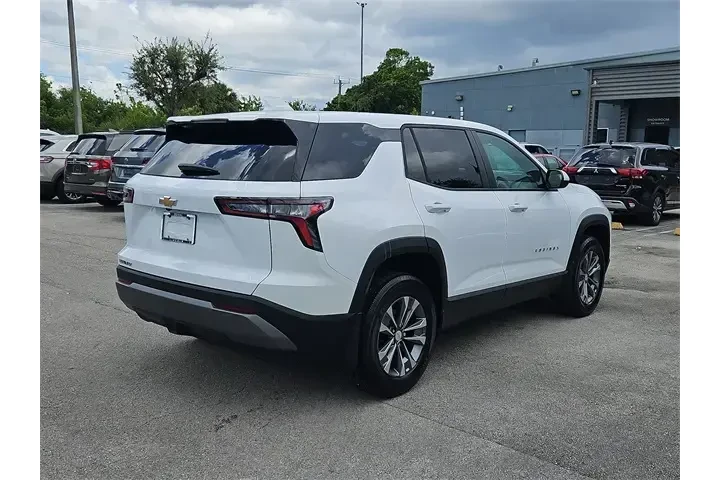 $26990 : Chevrolet Equinox 2025 LT 4d image 3
