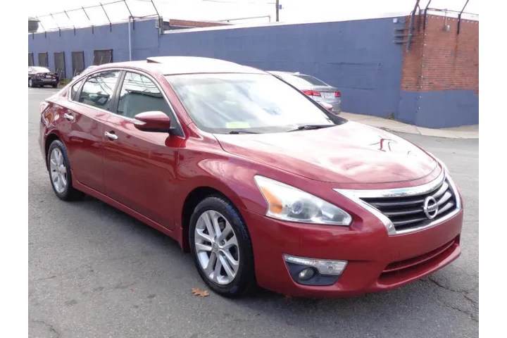 $7450 : 2014 Altima 2.5 SL image 3