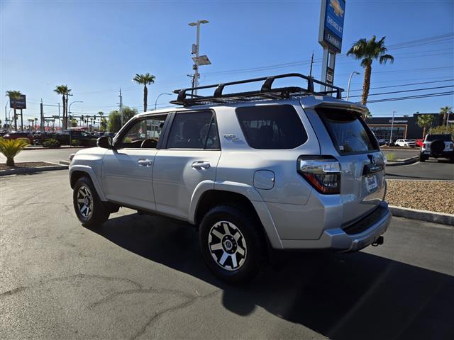 $39528 : Pre-Owned 2021 4Runner TRD Of image 4