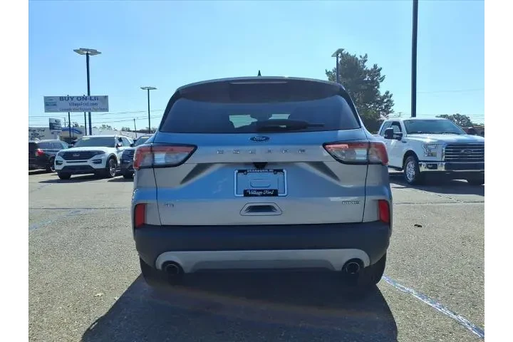 $21980 : Ford Escape 2022 AWD SE 4dr image 7