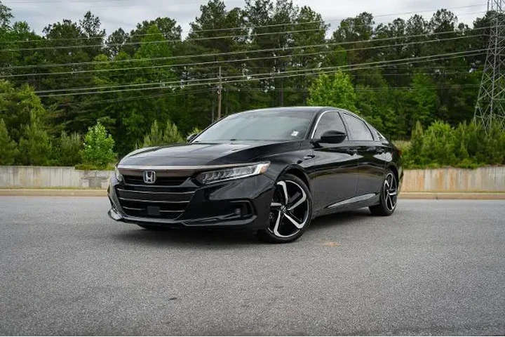 $26987 : Honda Accord Hybrid 2022 Spo image 1
