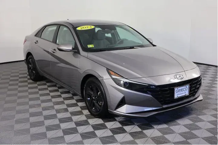 $18649 : Hyundai ELANTRA 2023 SEL 4dr image 1