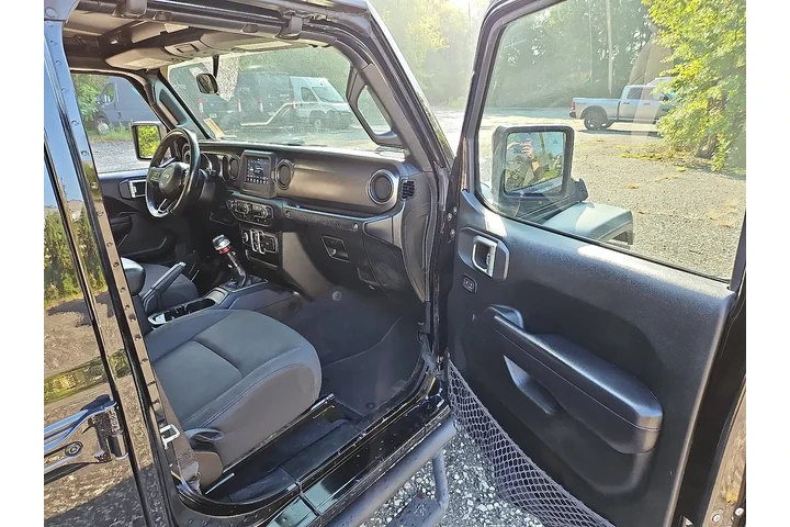 $15895 : Jeep Wrangler Unlimited 2019 image 10