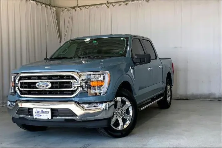 $37821 : Ford F-150 2023 4x2 XL 4dr S image 2