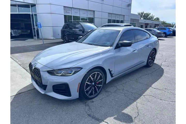 $39495 : 2022 4 Series M440i xDrive image 3