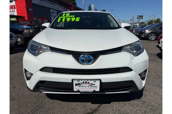 $11995 : 2016 RAV4 Hybrid XLE image 4