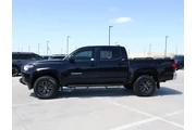 $34988 : Toyota Tacoma 2023 4x2 TRD O thumbnail