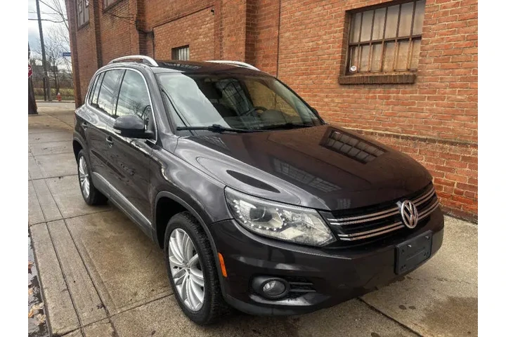 $10000 : 2016 Tiguan 2.0T SE 4Motion image 6