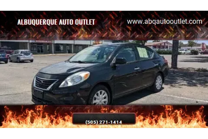 2014 Versa 1.6 SL image 4