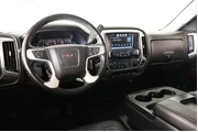 $30431 : GMC Sierra 1500 2018 4x4 SLT thumbnail