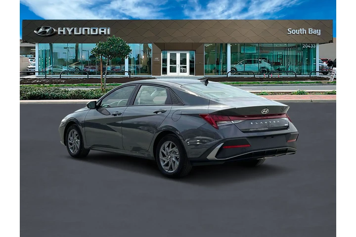 $23998 : Hyundai ELANTRA Hybrid 2025 image 5