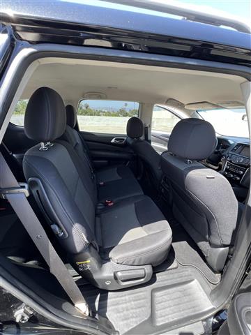 $12500 : 2018 Nissan Pathfinder image 9