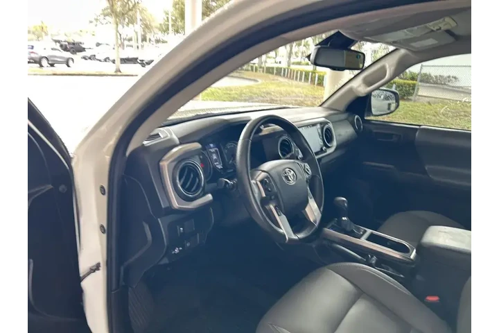 $30060 : Toyota Tacoma 2022 4x2 TRD O image 6