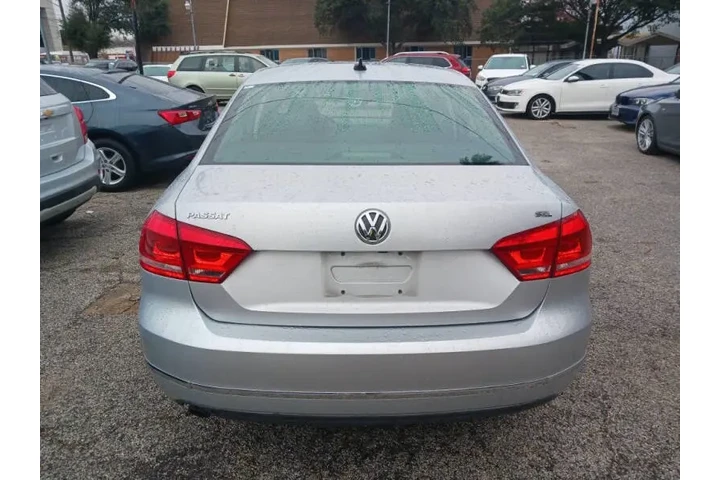 $7995 : 2013 Passat SEL Premium image 3