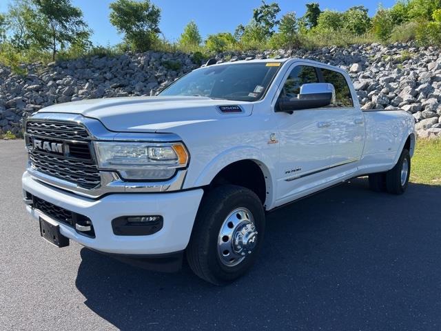 $66704 : PRE-OWNED 2019 RAM 3500 LIMIT image 3