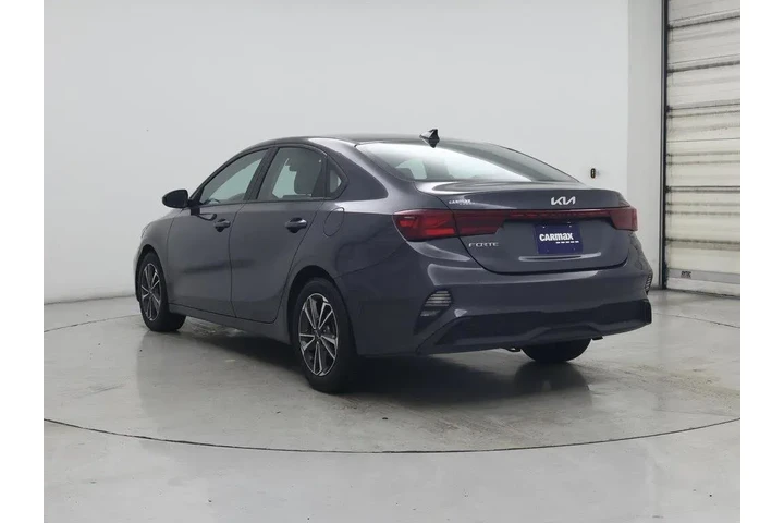 $17998 : Kia Forte 2024 LXS 4dr Sedan image 2