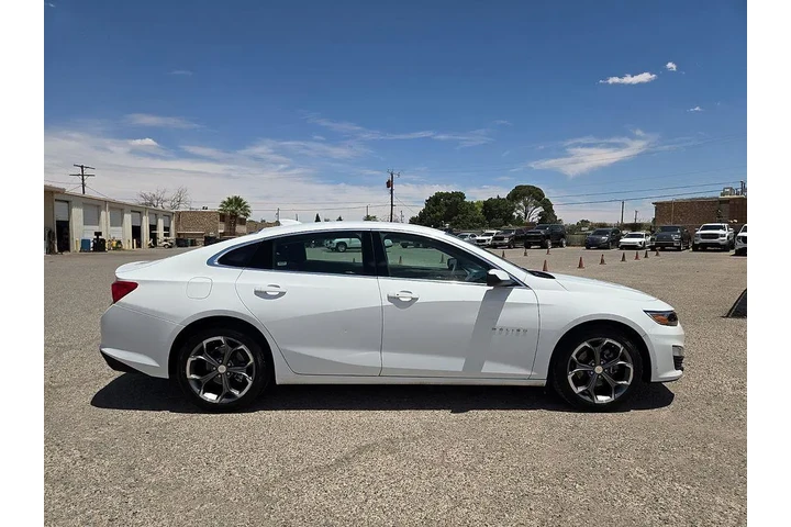 $20350 : Chevrolet Malibu 2024 LT 4dr image 6
