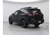$32998 : Nissan Pathfinder 2023 AWD R thumbnail