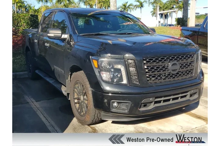 $17995 : Nissan Titan 2018 4x2 SV 4dr image 1