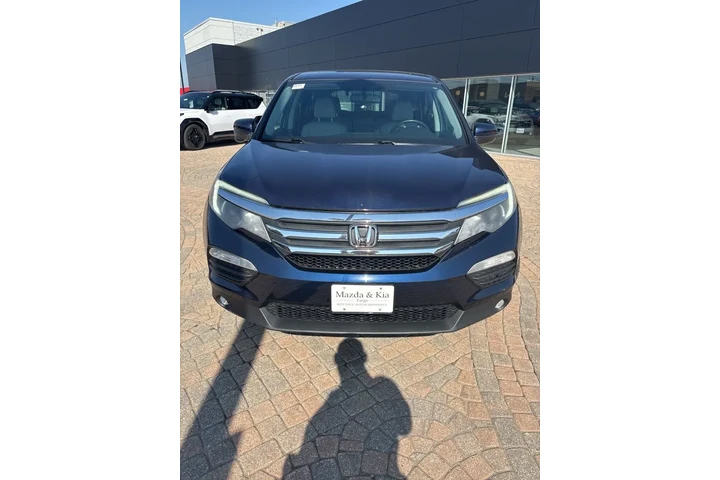 $16798 : 2016 Pilot EX-L image 2