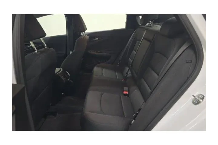 $24500 : Chevrolet Malibu 2024 LT 4dr image 10