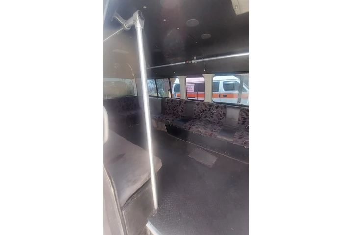 $195 : Vendo toyota hiace 2007 image 1