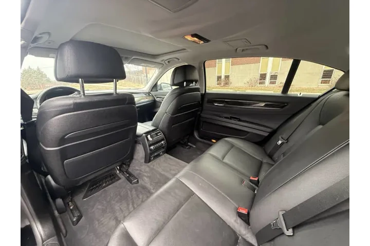 $11999 : 2015 BMW 7 Series 740Li image 8
