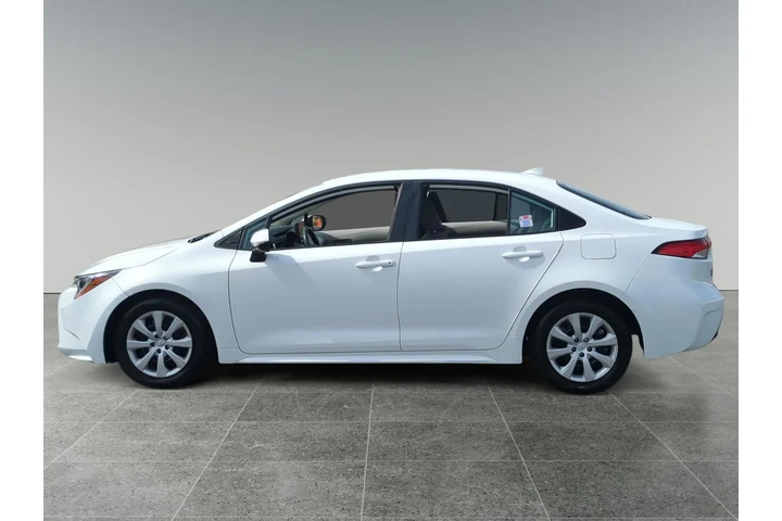 $23900 : Toyota Corolla 2025 LE 4dr S image 2