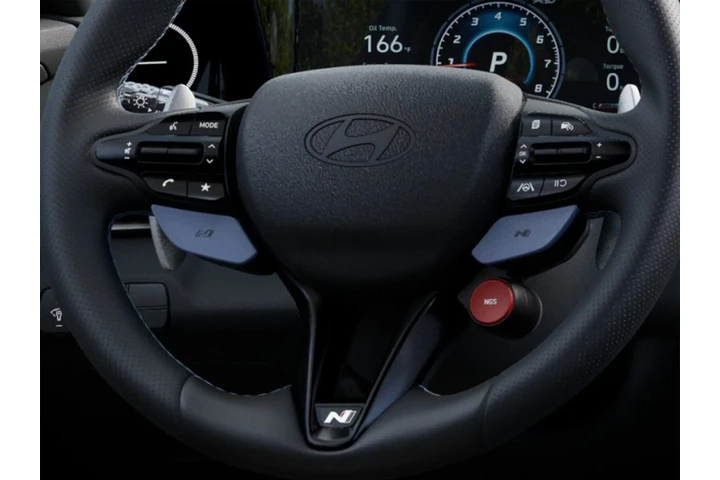 $29940 : Hyundai ELANTRA N 2025 4dr S image 9