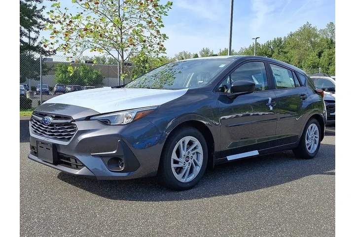 $25995 : Subaru Impreza 2025 AWD Base image 2