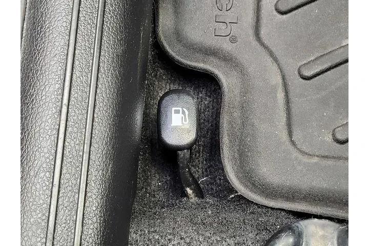 $15500 : Kia Soul 2020 LX 4dr Crossov image 8