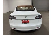 $22433 : Tesla Model 3 2018 Long Rang thumbnail