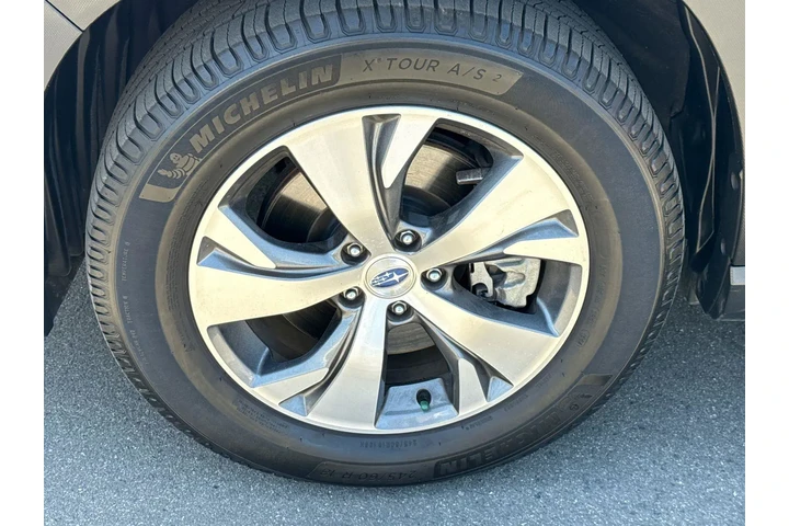 $16995 : Subaru Ascent 2019 AWD Premi image 3