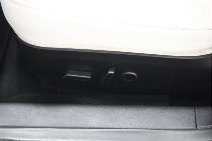 $24495 : Tesla Model 3 2022 4dr Sedan image 7