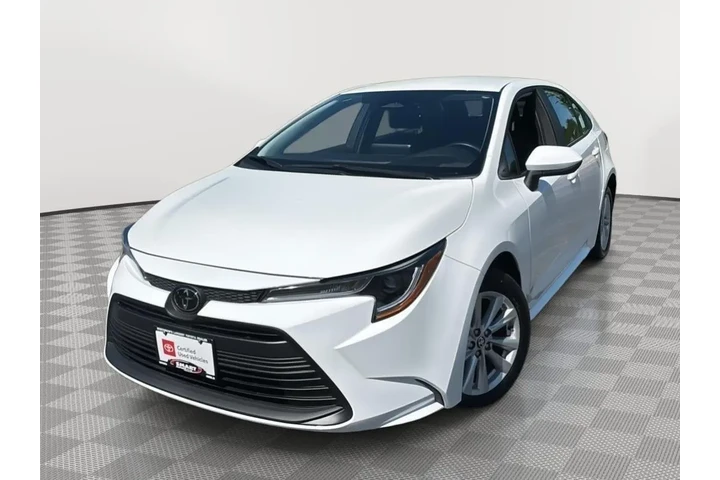 $26444 : Gold Certified 2026 Corolla LE image 1