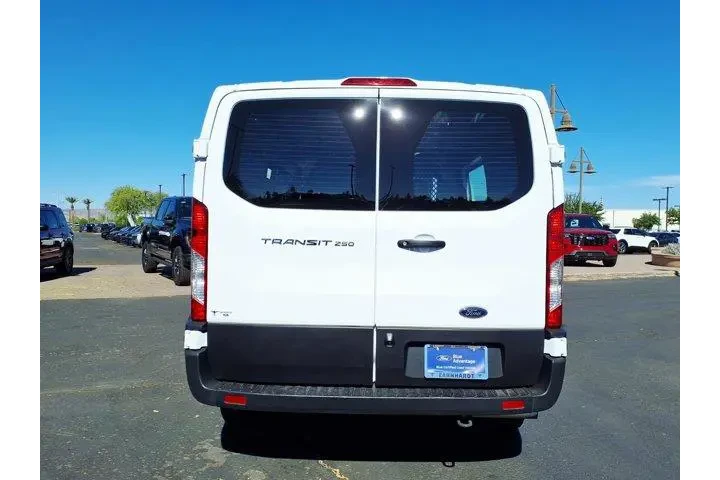 $34735 : Ford Transit 2024 250 3dr LW image 5